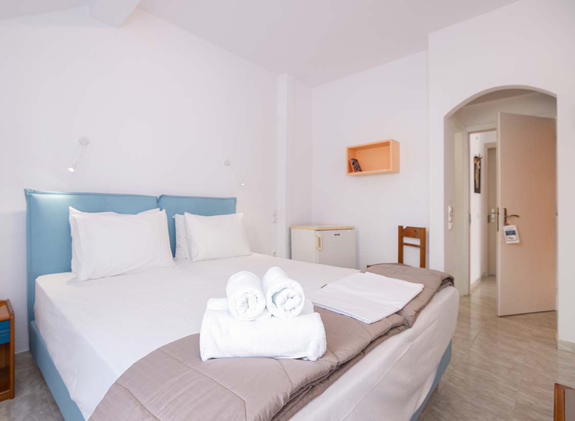 Chambres Steno à Sifnos - Chambre double badget avec lits simples