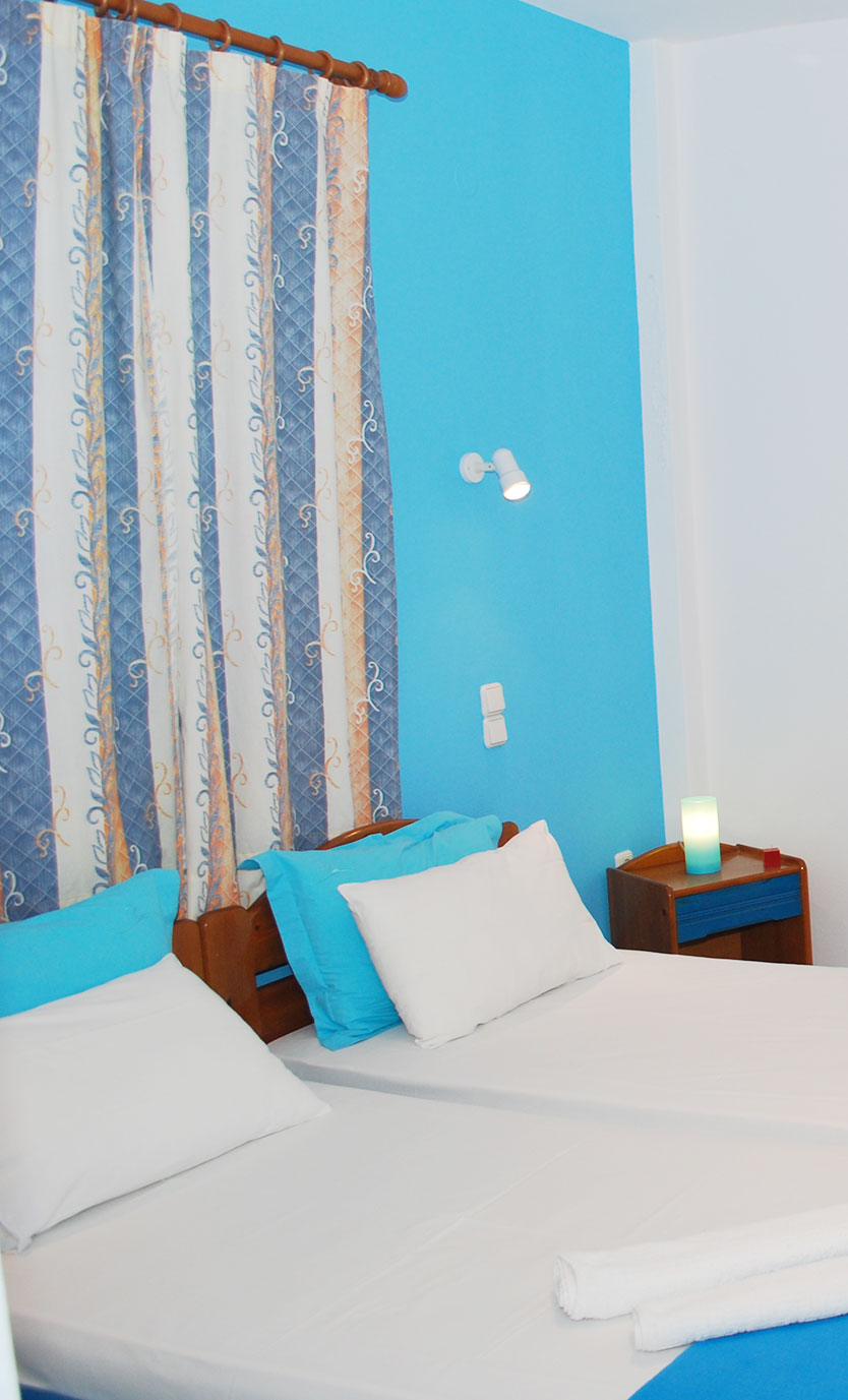 Studio à Kamares, Sifnos, avec vue partielle sur la mer – lumineux, confortable, avec des détails modernes